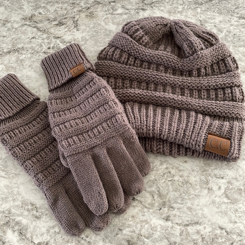 CC Beanie & Gloves
